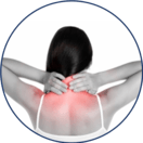 mulher com dores musculares