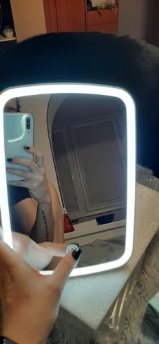 D***m review of Espelho para maquiagem com Iluminação