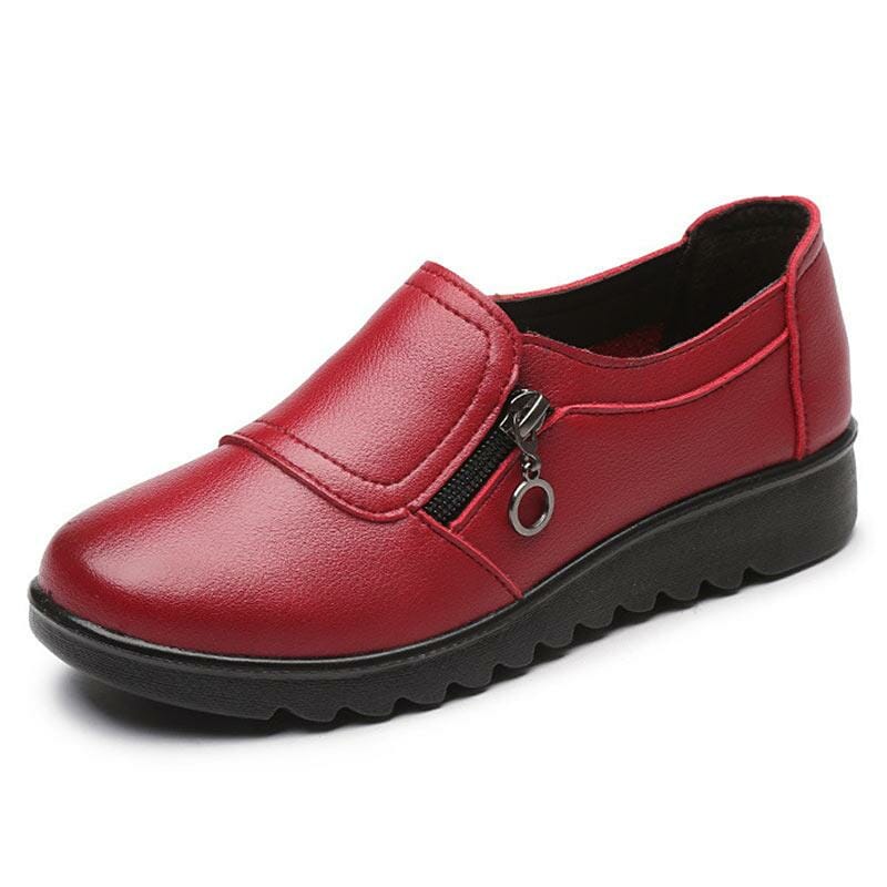 Calçados femininos vermelhos, ortopédicos, anabela da loja Clovis