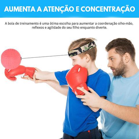 imagem - menino batendo em uma bola para melhorar o reflexo e atenção